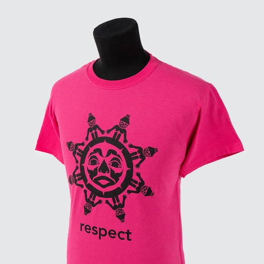 T-shirt rose avec le mot « respect » et un graphique représentant l'unité.